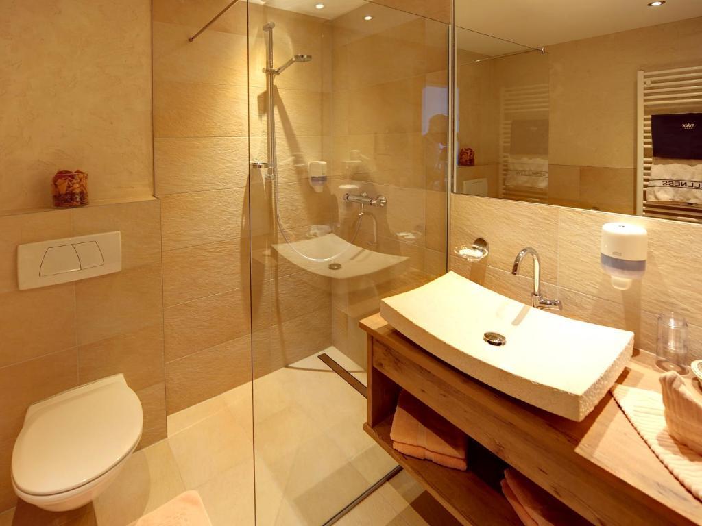 Hotel Roeck Garni Fiss Room photo