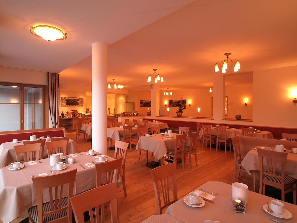 Hotel Roeck Garni Fiss Exterior photo